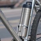 Esbit MAJORIS Thermo Trinkflasche Edelstahl in Flaschenhalterung von Fahrrad