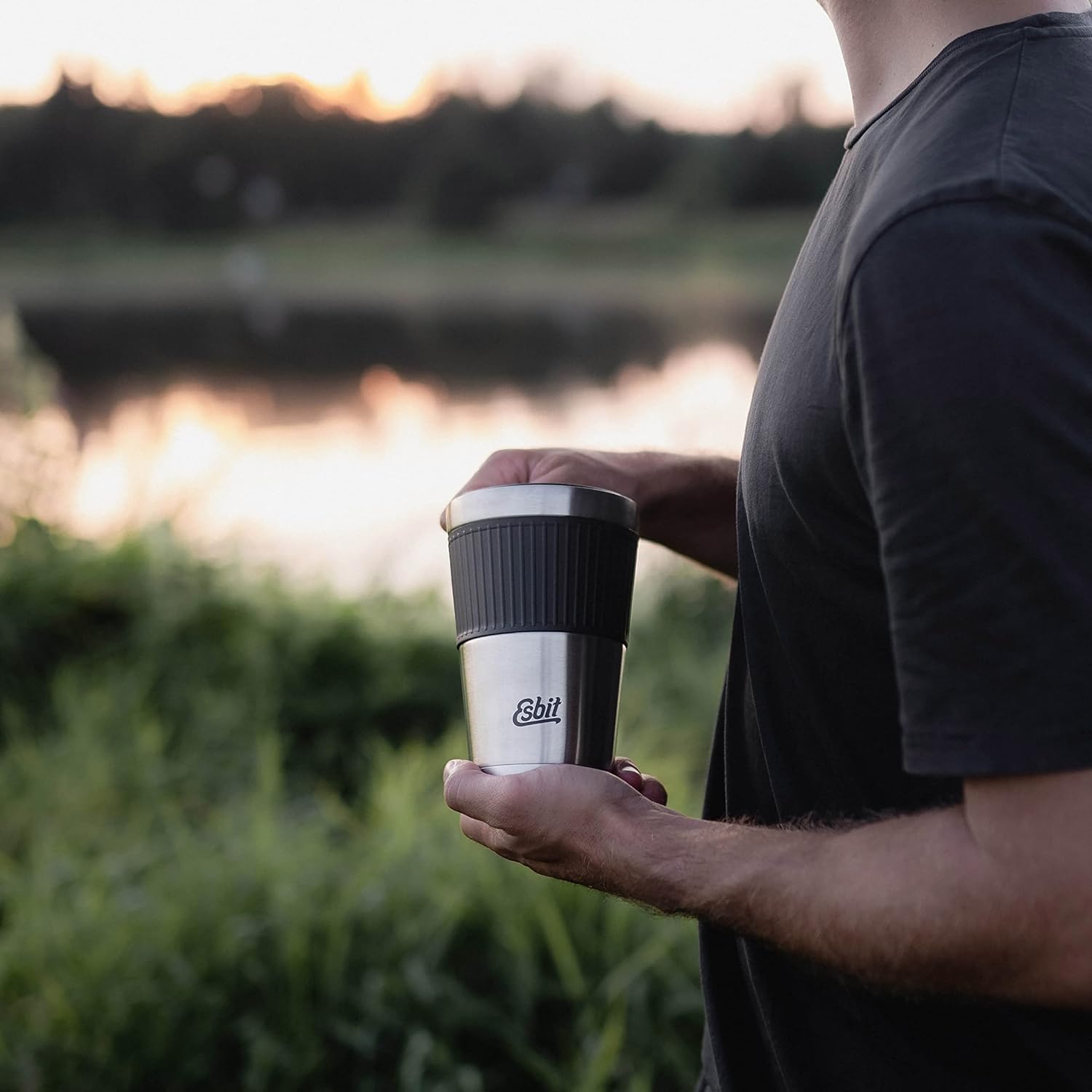 Esbit SCULPTOR Thermobecher Edelstahl 550 ml beim Pause am See