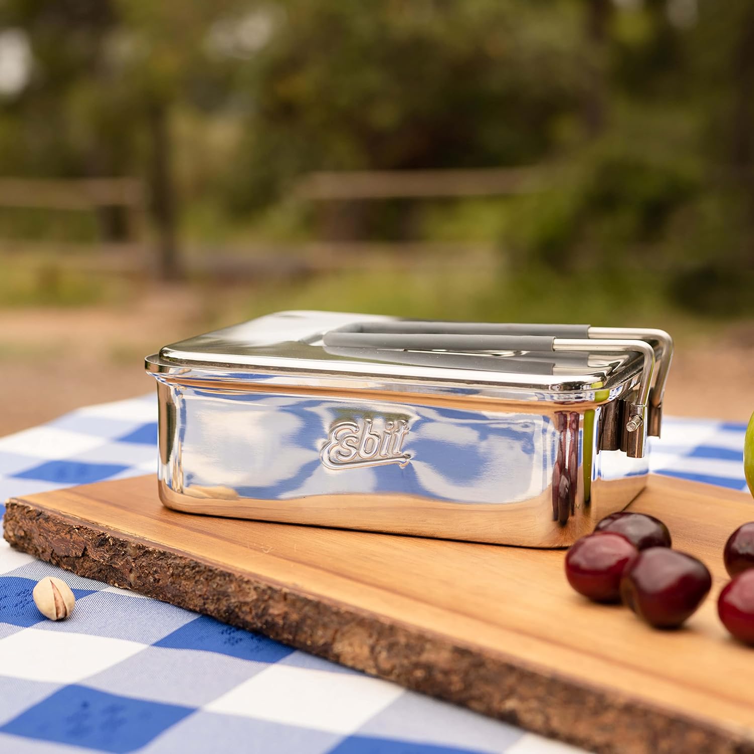 Esbit Camping Kochtopf aus Edelstahl 1200 ml Camping Kochtopf auf Brett