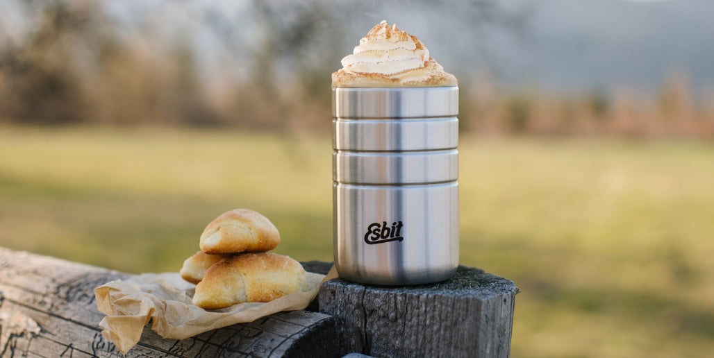 Pumpkin Spice Latte to go: Zubereitet mit dem Esbit Kaffeekocher