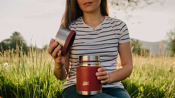 Esbit SCULPTOR Thermobehälter in Rot 750 ml bei Pause in Natur