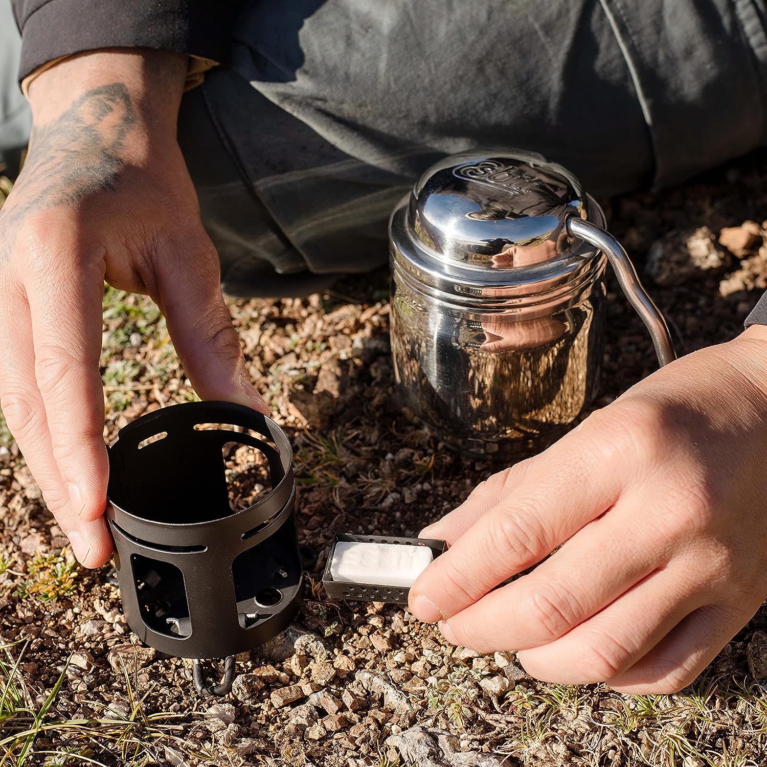 Esbit Camping Kaffeekocher Edelstahl 200 ml im Set mit Trockenbrennstoffbrennstofftablette